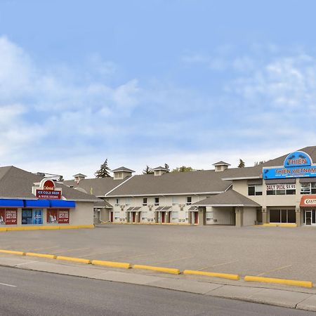 Colonial Square Inn & Suites Saskatoon Eksteriør bilde